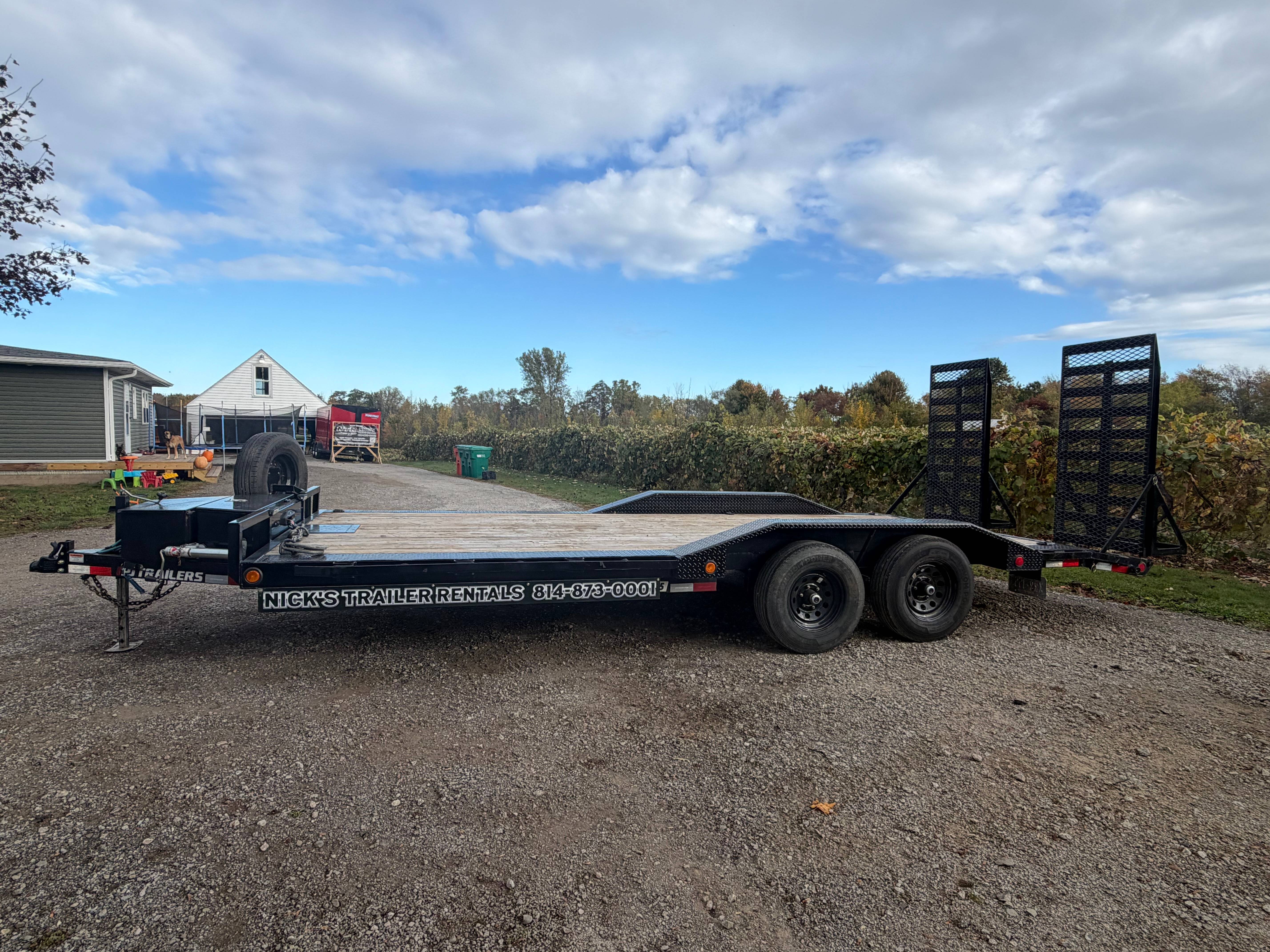 Professional trailer rentals in Erie Pennsylvania - Car haulers, dump trailers, and utility trailers available for rent